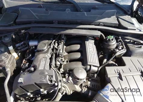 2010 BMW 328I z USA, uszkodzony, nr VIN WBAPH7G57ANM49419